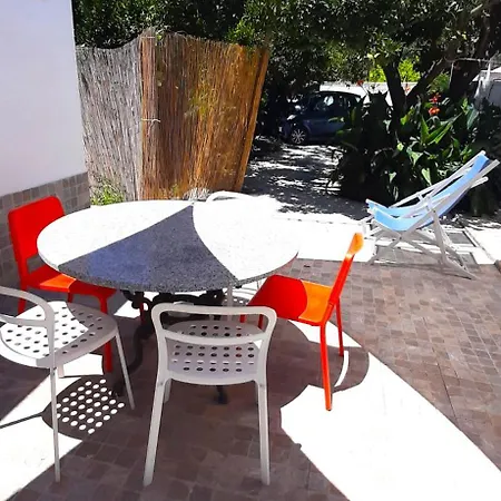 Orange House- Ciraccio 아파트