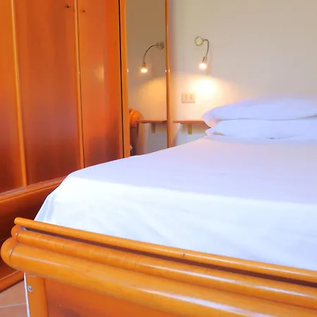 Orange House- Ciraccio Procida